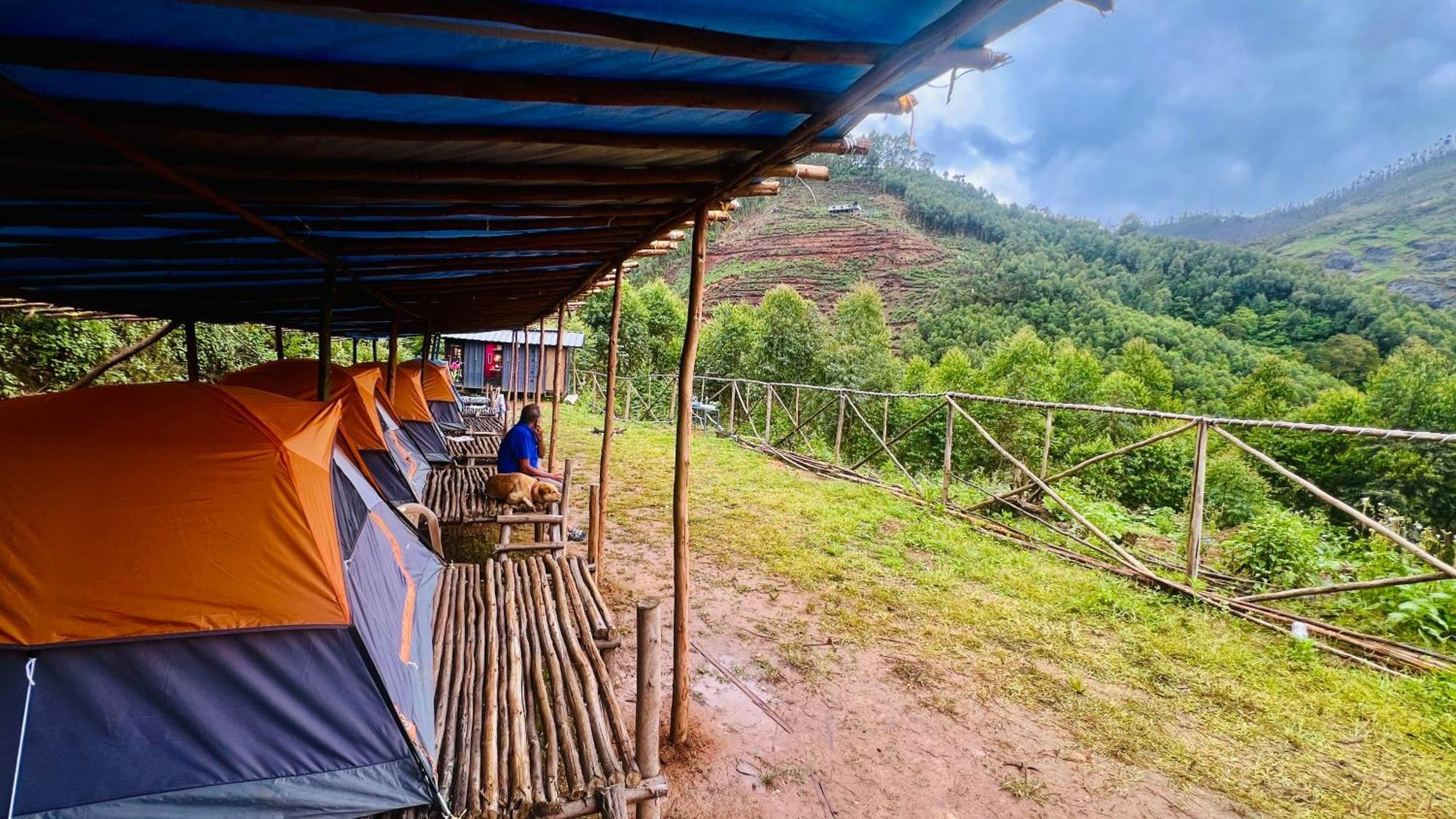 कैम्पिंग की जगह Paradise Tent Munnar